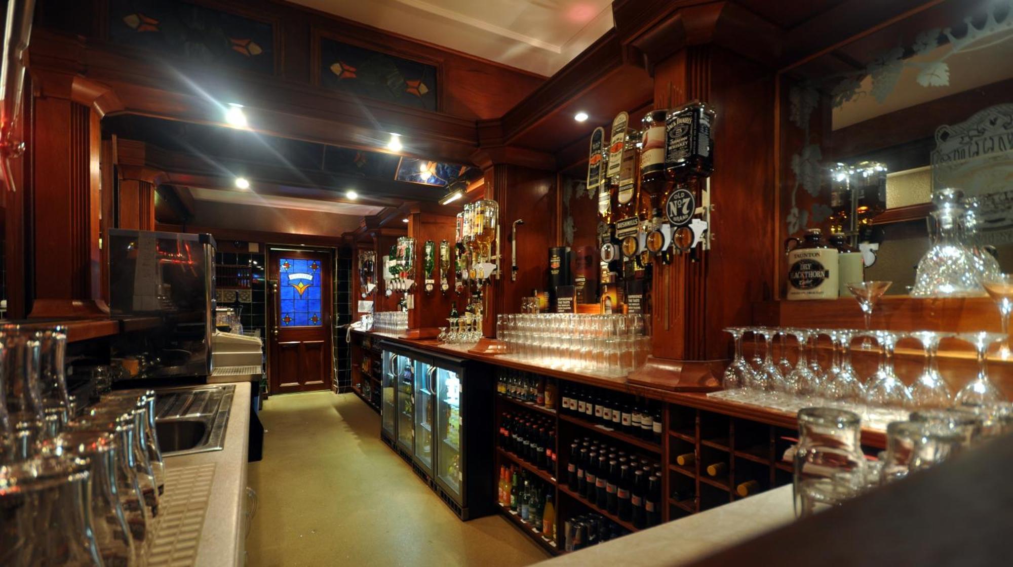 Royal Court Hotel Portrush Εξωτερικό φωτογραφία