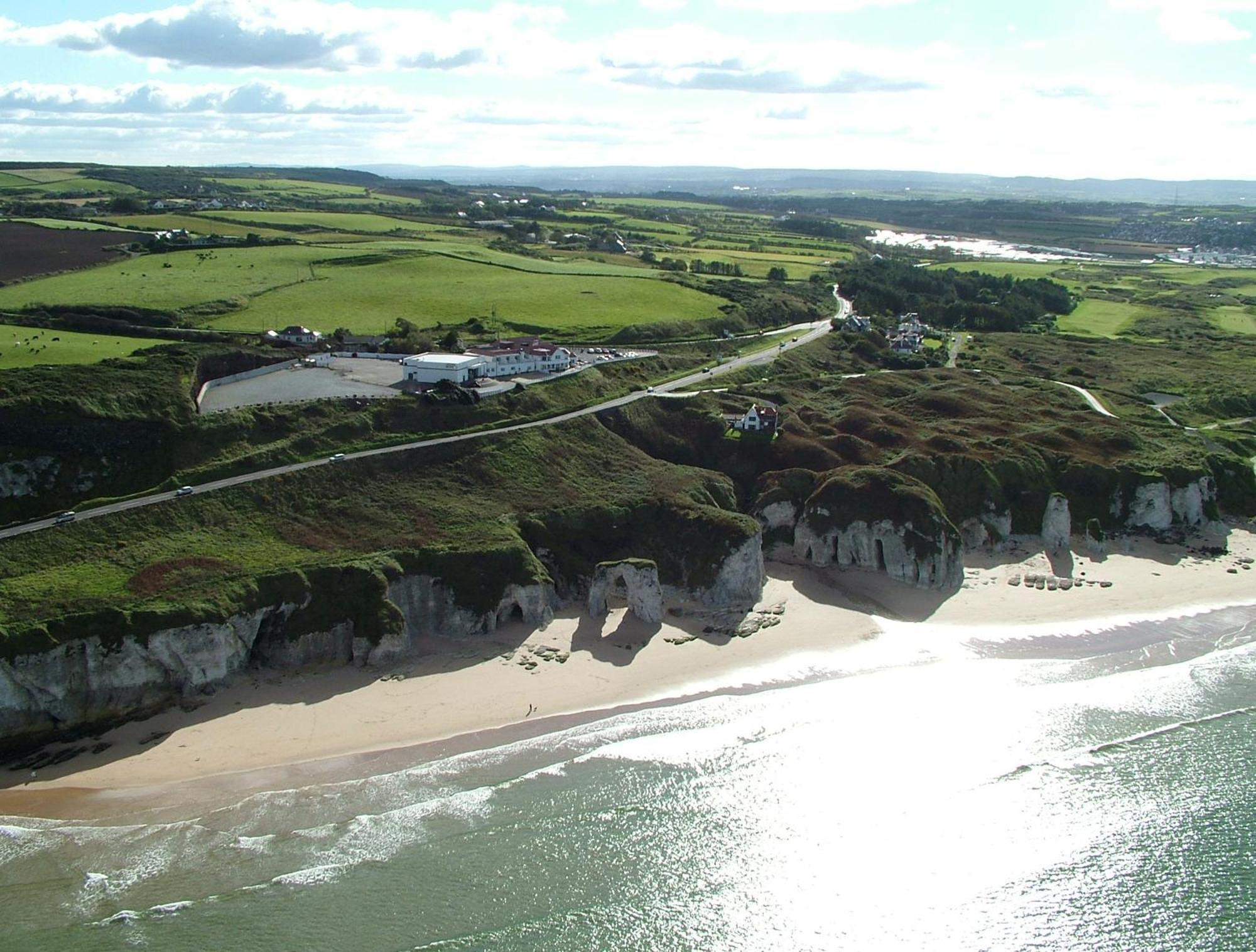 Royal Court Hotel Portrush Εξωτερικό φωτογραφία