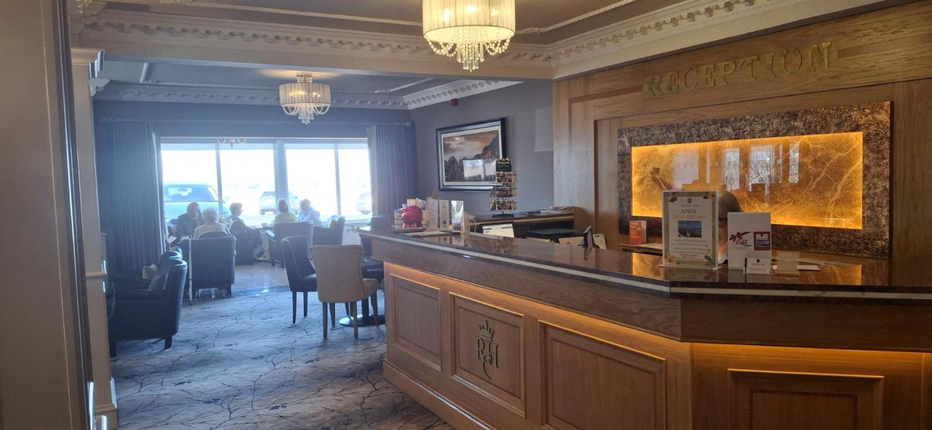 Royal Court Hotel Portrush Εξωτερικό φωτογραφία