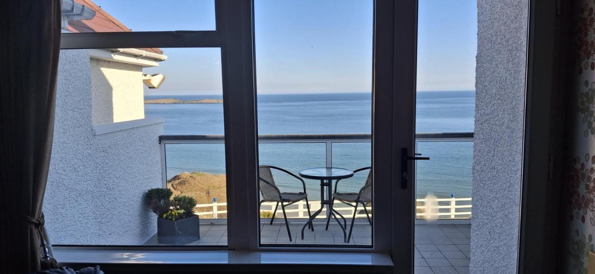 Royal Court Hotel Portrush Εξωτερικό φωτογραφία